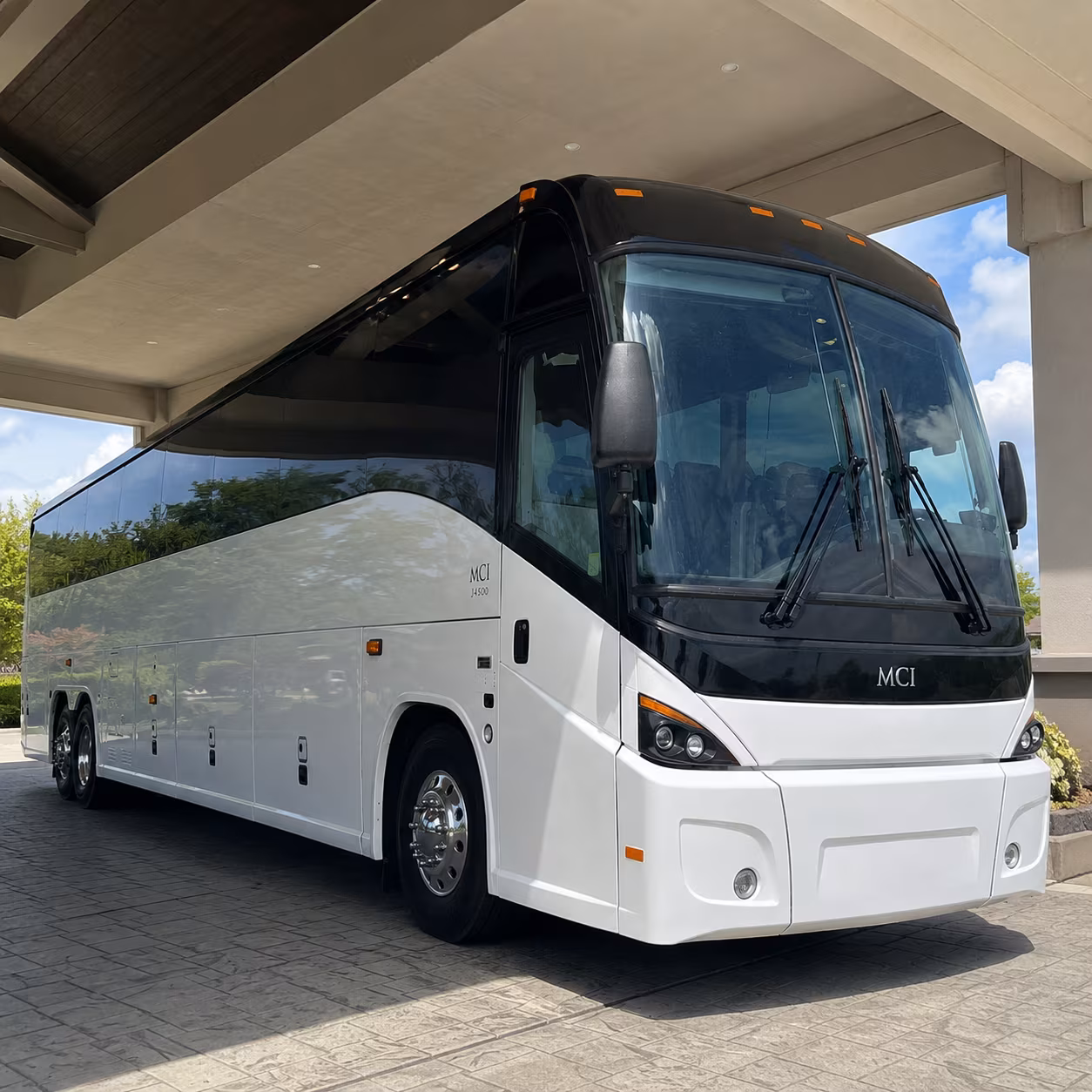 because deltona has no real commuter transit a private shuttle fills the gap