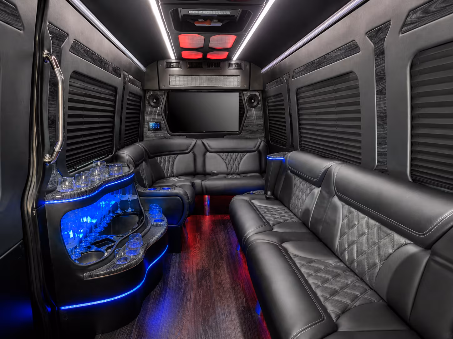 busrentaldeltona com makes it possible to reach jacksonville tampa and beyond in one bus